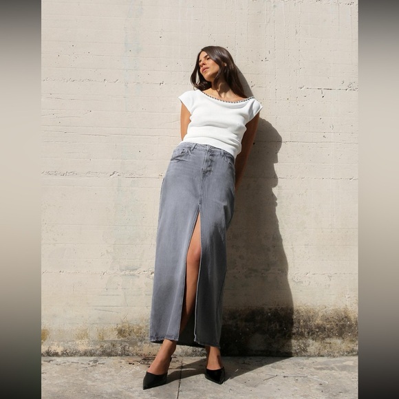 Zara top with embellishment - Picture 5 of 5